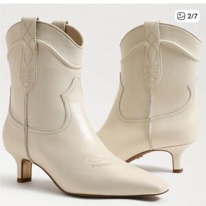 Sam Edelman Taryn Elegant Cream Ankle Boots
